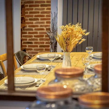 Bruno Charme A Avec Parking Securise *