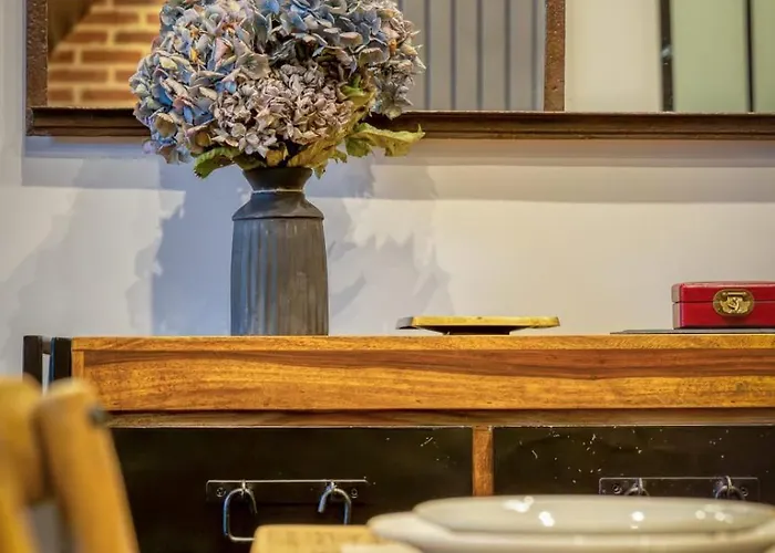 Bruno Charme A Avec Parking Securise 度假居 *