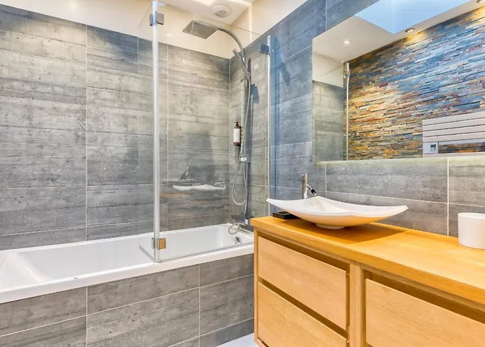 Bruno Charme A Avec Parking Securise 度假居 *